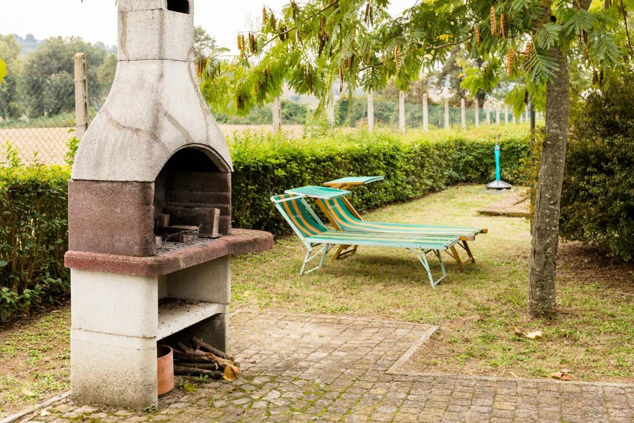 モンテラード Il Casale Di Nonno Guido Bed & Breakfast エクステリア 写真