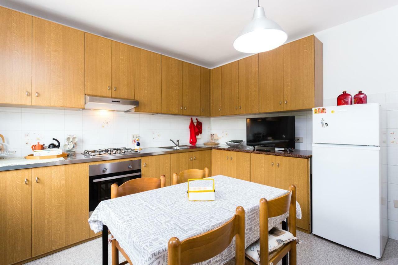 モンテラード Il Casale Di Nonno Guido Bed & Breakfast エクステリア 写真